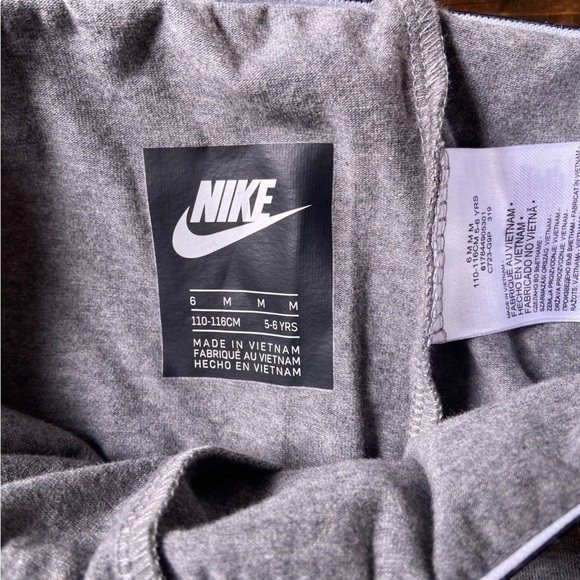 🦄Nike Leggings - Picture 7 of 7